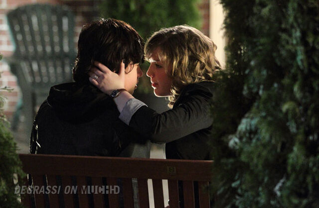 File:Degrassi-episode-1201-10.jpg