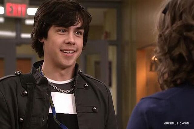 File:Buliding-A-Msytrey-1-degrassi-32492560-652-434.jpg