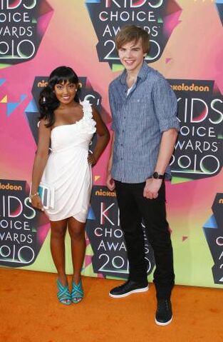 File:Melinda-shankar-and-sam-earle-327x500.jpg
