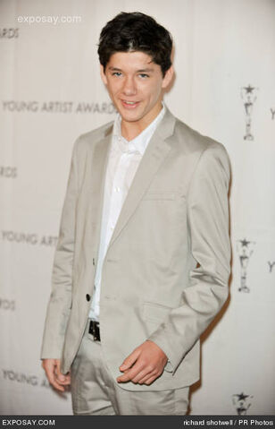 File:Ricardo-hoyos-32nd-young-artist-awards-8VN2Mq.jpg