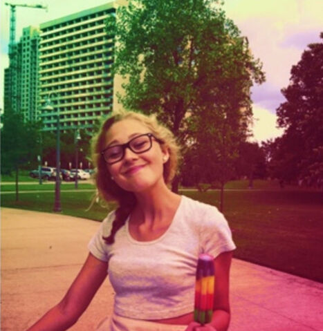 File:Tumblr mb1gwmbKxw1qcuqx0o1 500.jpg