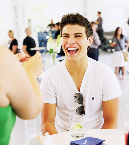 File:Tumblr mrmytgFlWO1r3qejyo1 500.png