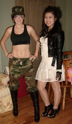 File:Tumblr lbdy4rs4Ky1qdoiato1 400.jpg