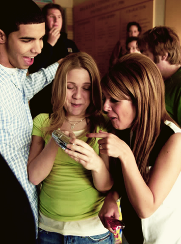 File:Tumblr le3tc6qN0F1qdoiato1 400.png