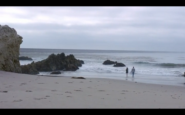 File:Lenaandalexbeach.png