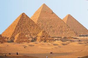 Ancient-egyptian-pyramids-pictures-3