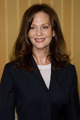 File:Lesleywarren2009.jpg
