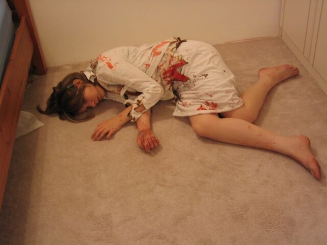 File:Dead Girl Lying Down by omfg stock.jpg