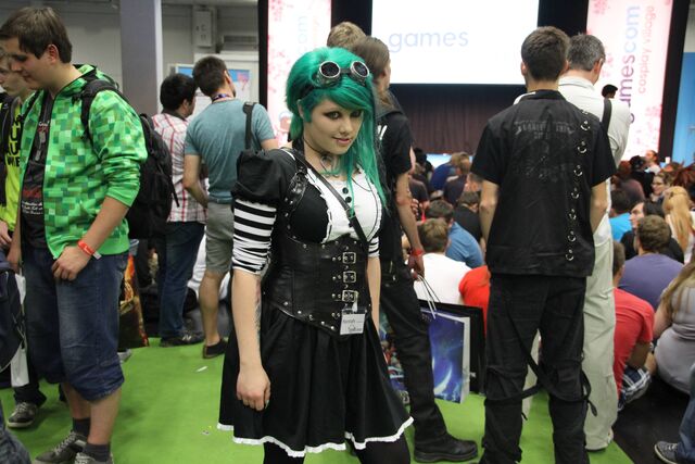 Datei:040Cosplay.jpeg