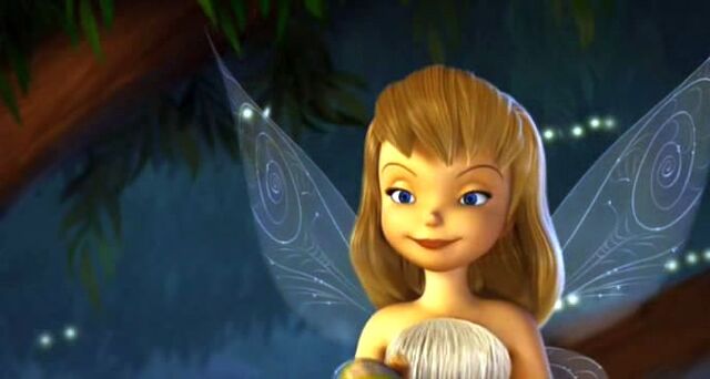 File:Tink mit weissenkleid.jpg