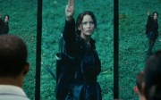 180px-2011-11-15-10-38-33-5-katniss-delivers-a-farewell-salute-this-gesture-i.jpeg