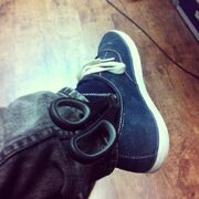 IWillNeverBeYourScissorshoe