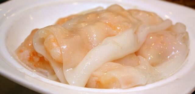 File:Shrimpnoodleroll.jpg