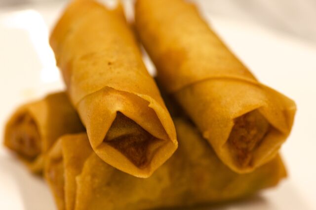 File:Egg Rolls 2.jpg