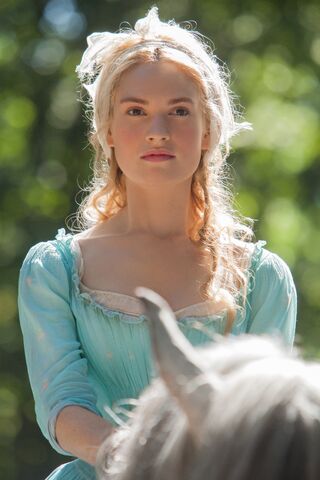 File:Ella4.jpg