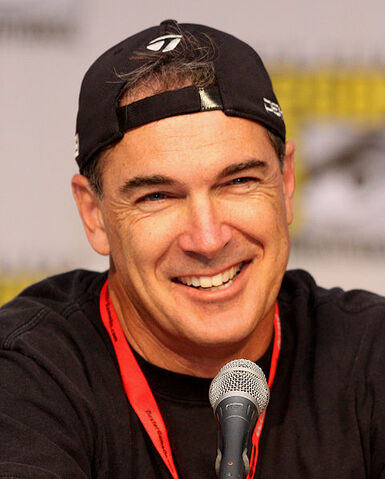 File:481px-Patrick Warburton by Gage Skidmore.jpg