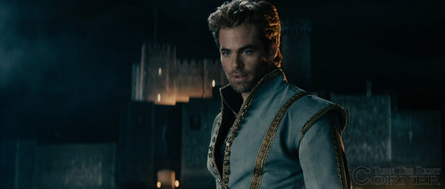 File:Into-the-woods-movie-screenshot-chris-pine-prince-charming.jpg