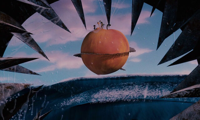 File:James-giant-peach-disneyscreencaps com-3916.jpg
