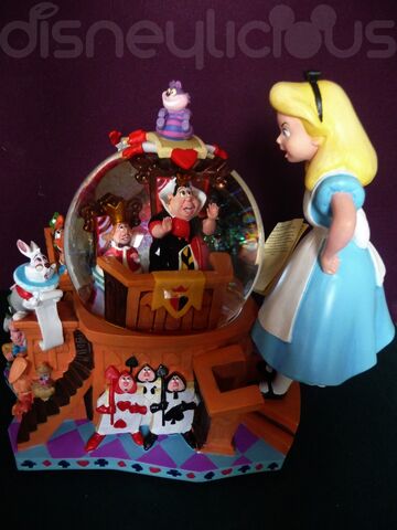 File:Snowglobe alice 001.jpg