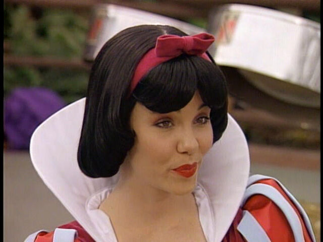 File:SnowWhiteinFullHouse.jpg