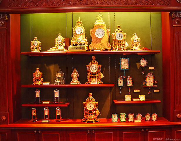 File:Romeos Watches & Jewelry Clocks.jpg