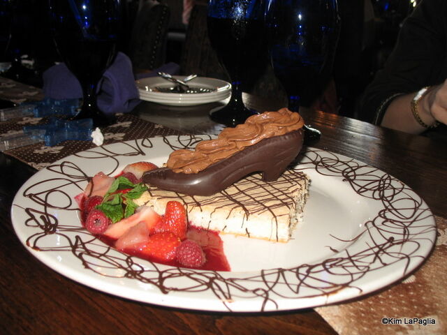 File:Chocolate Slipper Dessert.jpg