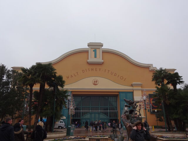 File:Disney Studio 1 exterior.jpg