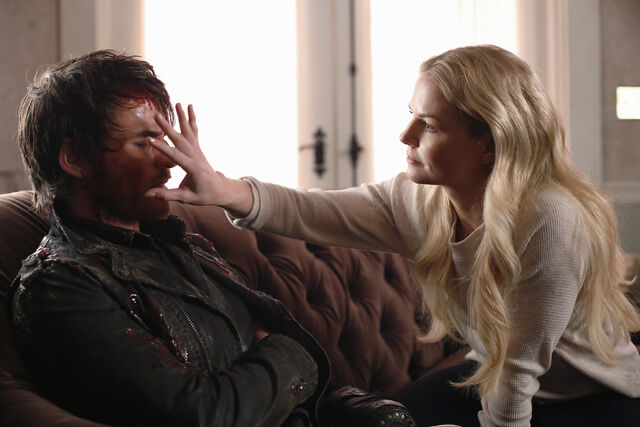 File:OUAT S5 15 29.jpg
