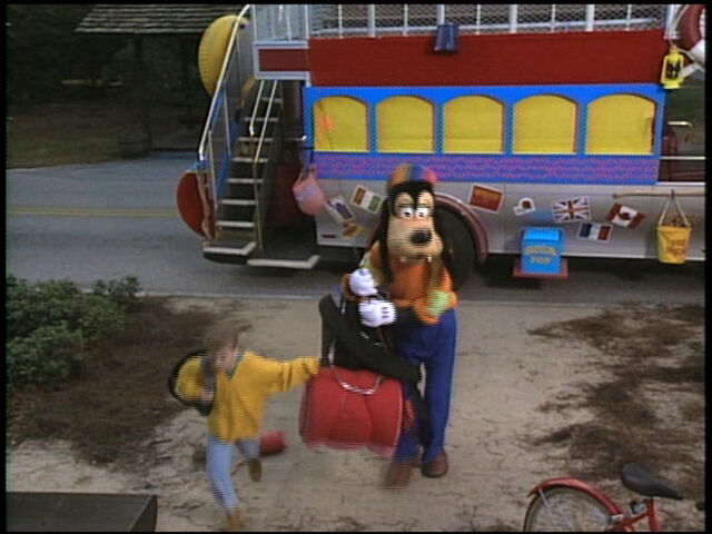 File:GoofyandTobyGanger.jpg