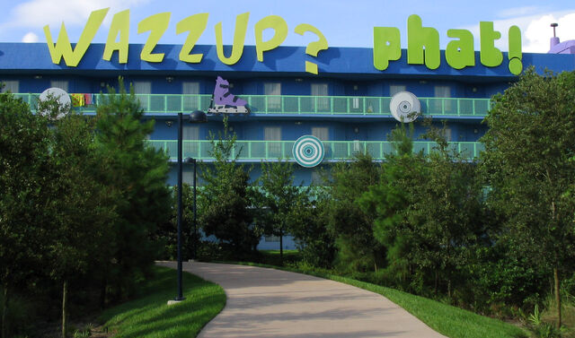 File:Orlando2004 PopCentury90s3.jpg