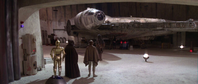 File:Star-wars4-movie-screencaps.com-6313.jpg