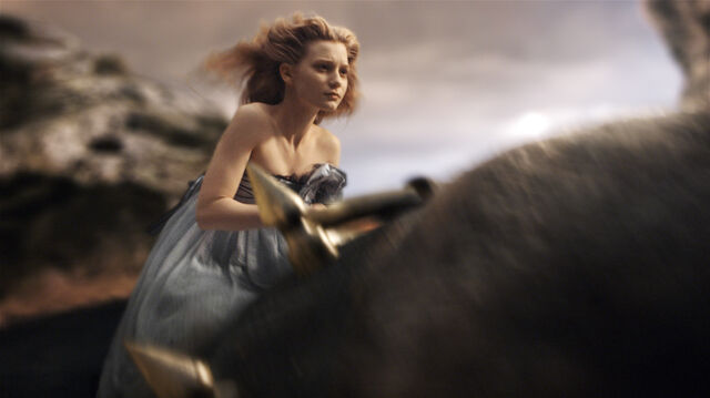 File:Tim Burtons Alice in Wonderland 39.jpg