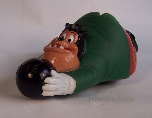 File:Burger King Goof Troop Rolling Bowler Pete.jpg