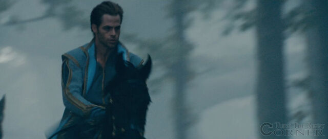 File:Into-the-woods-movie-screenshot-chris-pine-prince-charming-8.jpg