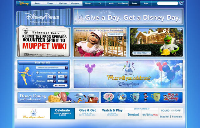 File:Disneyparksgive.com-01.jpg
