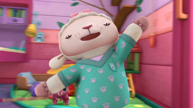 File:Lambie spinning around.jpg