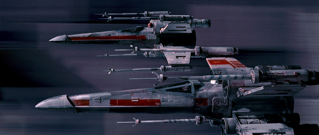 File:X-Wings in the trench.png