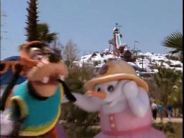 File:GoofyatBlizzardBeach.jpg