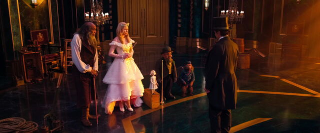 File:Oz-great-powerful-disneyscreencaps.com-14142.jpg
