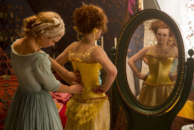 File:Cinderella 2015 35.jpg