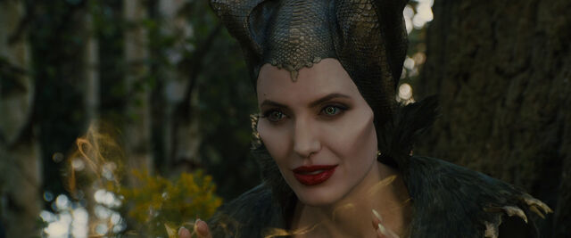 File:Maleficent-(2014)-373.jpg
