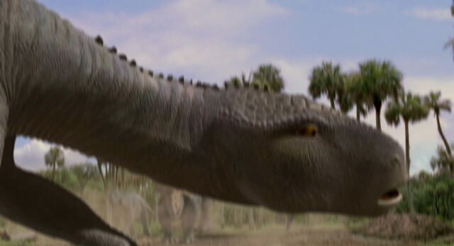 File:Dinosaur-disneyscreencaps.com-320.jpg