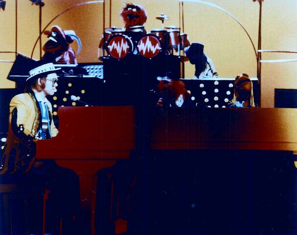 File:Elton03.jpg