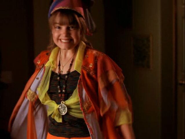 File:Halloweentown-disneyscreencaps.com-1104.jpg