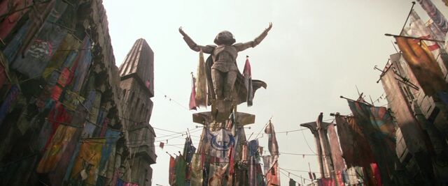 File:Maz's Statue.jpg