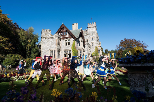 File:Descendants 2 photography 5.png