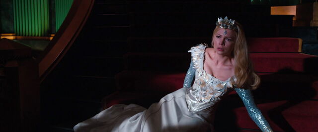 File:Oz-great-powerful-disneyscreencaps.com-13738.jpg