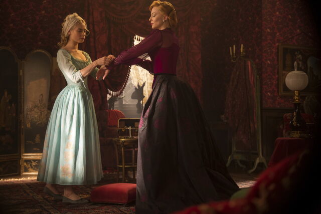 File:Cinderella 2015 14.jpg
