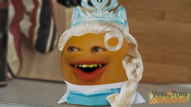 File:Annoying Orange dressed as Elsa.png