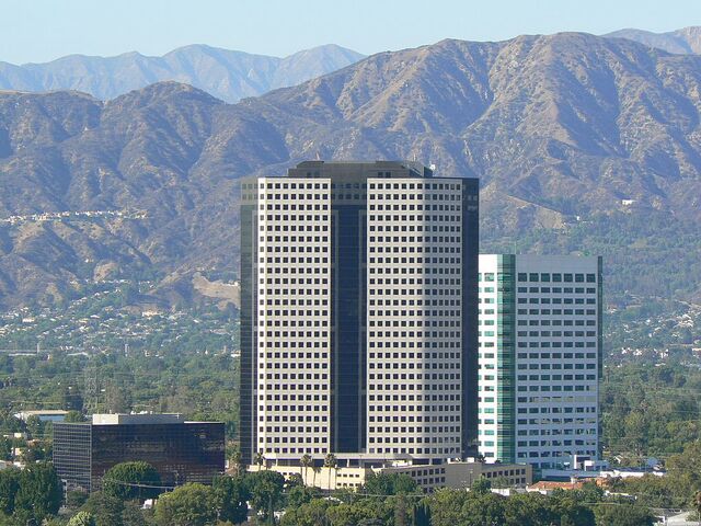 File:Burbank, CA.jpg